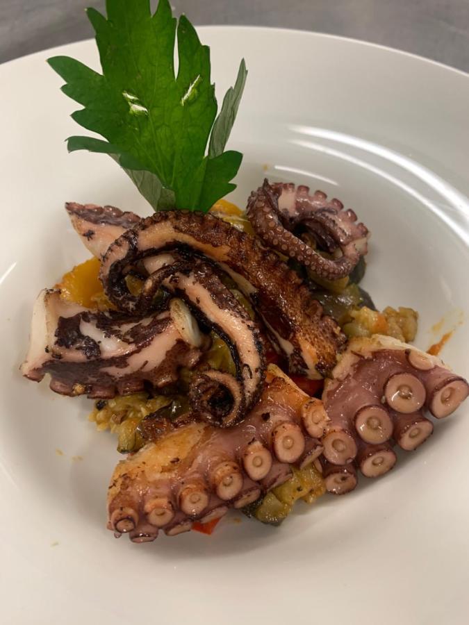 Evolène Hotel Restaurant Eden מראה חיצוני תמונה